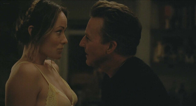 Olivia Wilde sexy, Penélope Cruz sexy - The Invite (2026)