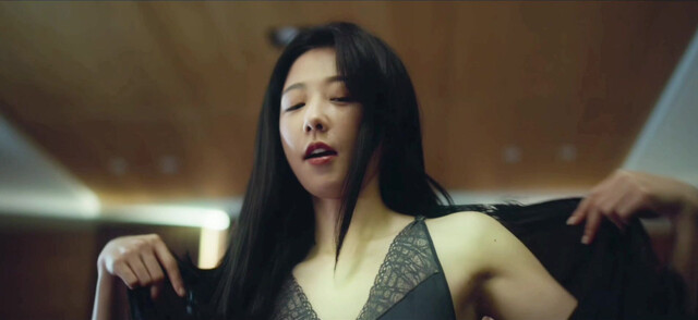 Yu-Wei Shao sexy - Adrift in Love s01e01, e03, e04 (2025)