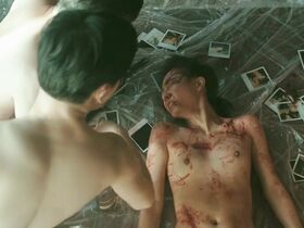 Chung Ye Jin nude - V.I.P. (2017)