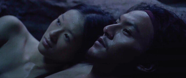 Ziyi Zhang sexy - Crouching Tiger, Hidden Dragon (2000)