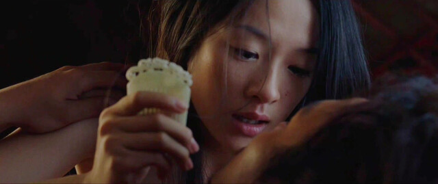 Ziyi Zhang sexy - Crouching Tiger, Hidden Dragon (2000)