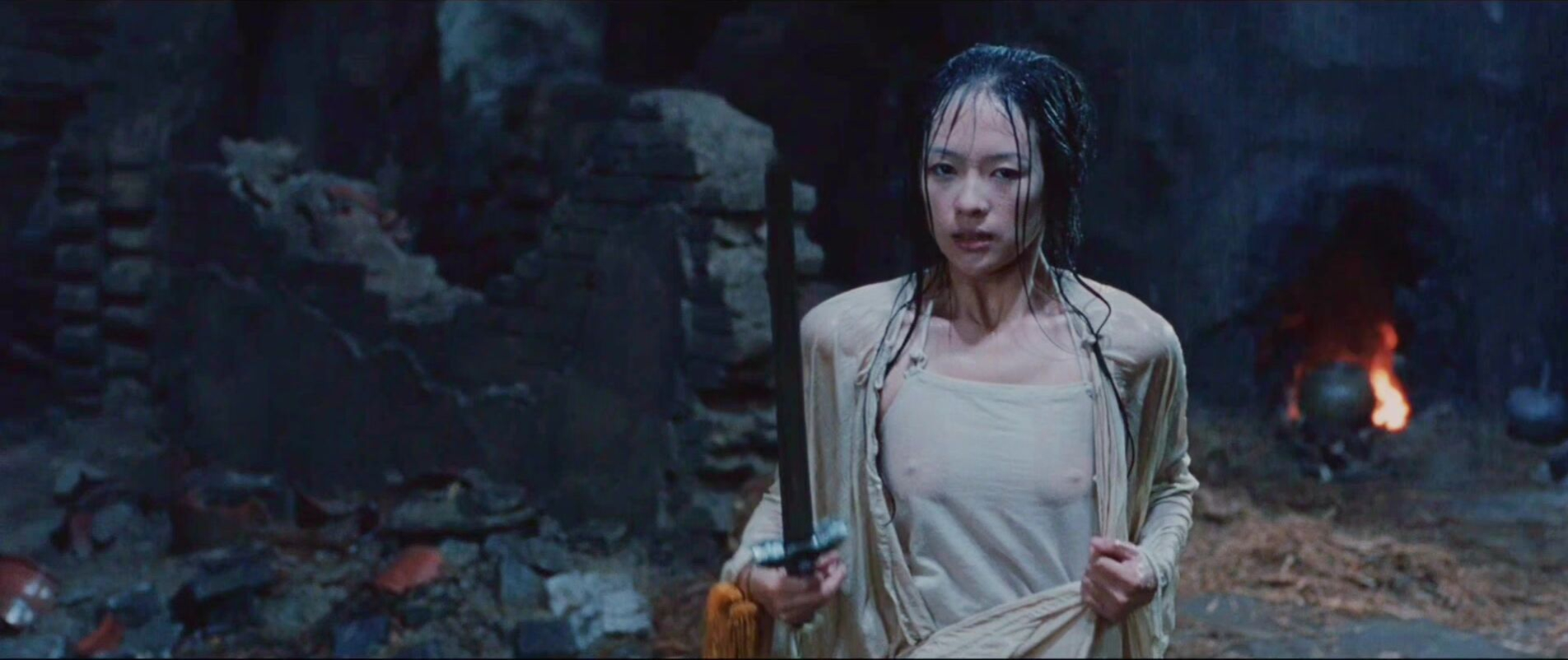 Ziyi Zhang sexy - Crouching Tiger, Hidden Dragon (2000)