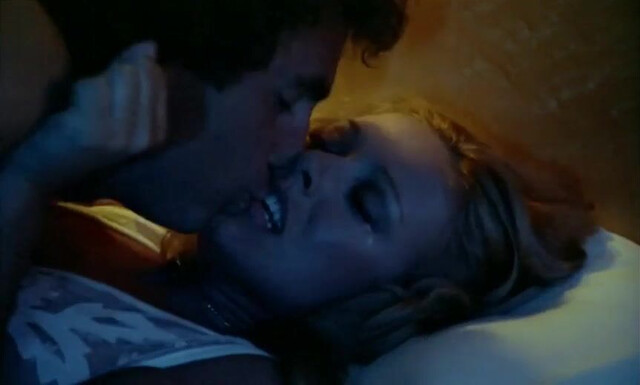 Silvia Tortosa sexy, Montserrat Torras sexy - The Enigma of the Yacht (1983)