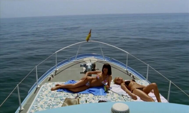 Silvia Tortosa sexy, Montserrat Torras sexy - The Enigma of the Yacht (1983)