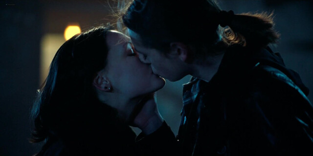 Loes Haverkort nude, Lilith Pas nude, Imani De Caestecker sexy - Stix s01 (2024)