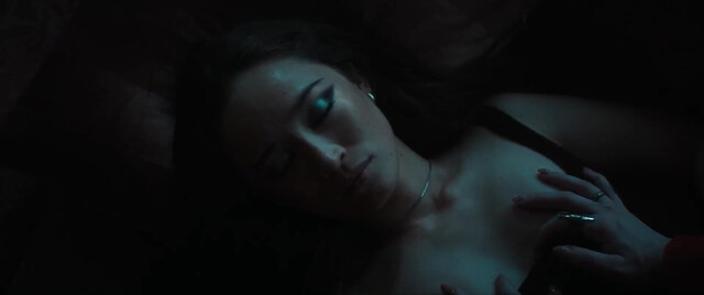 Sophie Thatcher sexy, Havana Rose Liu sexy - Her Private Hell (2026)