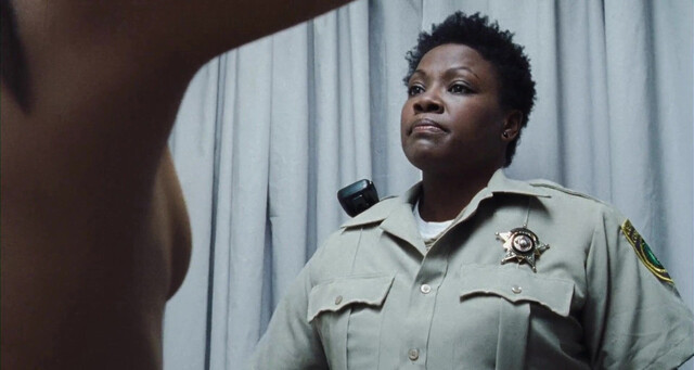 Marisol Nichols nude - Felon (2008)
