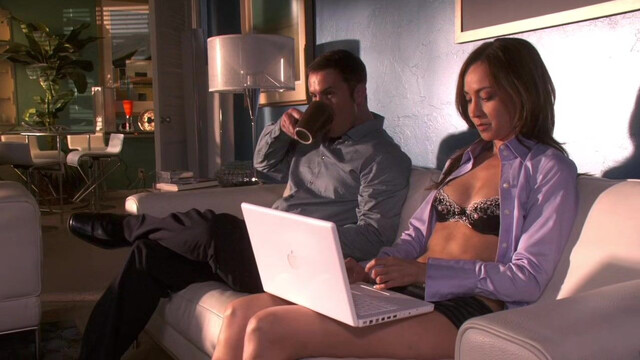 Courtney Ford sexy - Dexter s04e06 (2009)