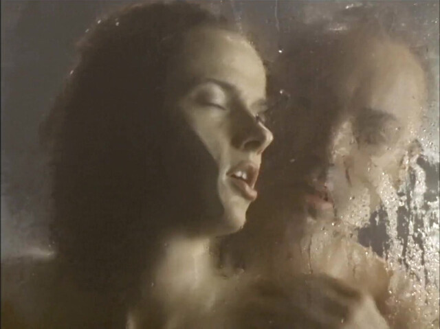 Claudia Michelsen nude - Betty - Schön wie der Tod (2003)