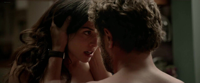 Zuria Vega sexy, Pamela Cortés nude - Inside the Circle (El Círculo) s01 (2026)
