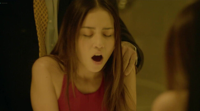 Zuria Vega sexy, Pamela Cortés nude - Inside the Circle (El Círculo) s01 (2026)