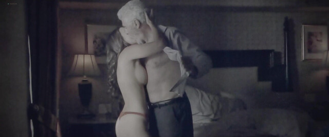Zuria Vega sexy, Pamela Cortés nude - Inside the Circle (El Círculo) s01 (2026)