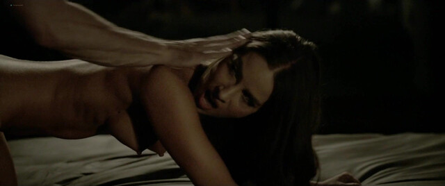 Zuria Vega sexy, Pamela Cortés nude - Inside the Circle (El Círculo) s01 (2026)