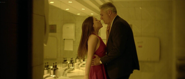 Zuria Vega sexy, Pamela Cortés nude - Inside the Circle (El Círculo) s01 (2026)