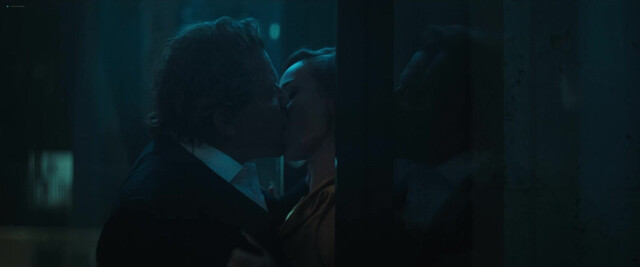 Rose Williams, Honor Swinton Byrne - WAR s01e01-02 (2026)