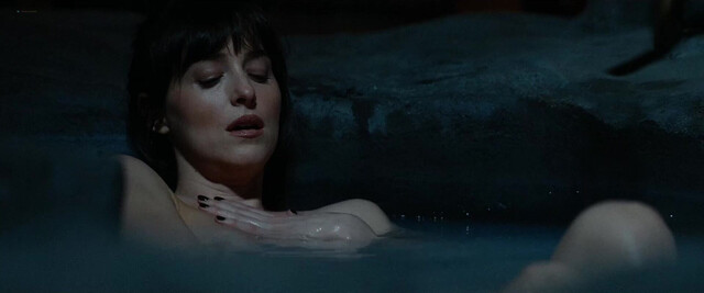 Dakota Johnson nude, Anne Hathaway nude - Verity (2026)
