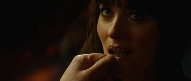 Dakota Johnson nude, Anne Hathaway nude - Verity (2026)