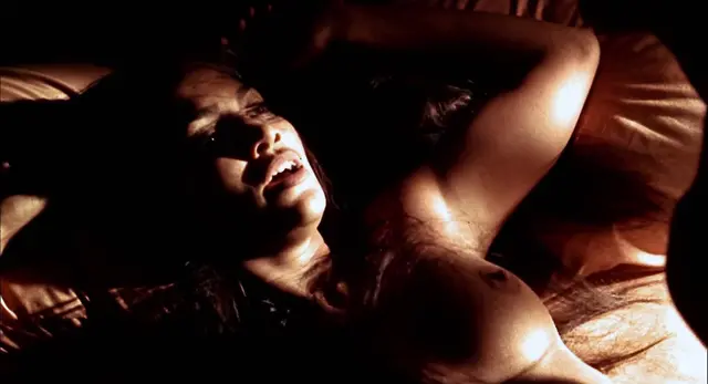 Movie jennifer lopez nude Jennifer Lopez