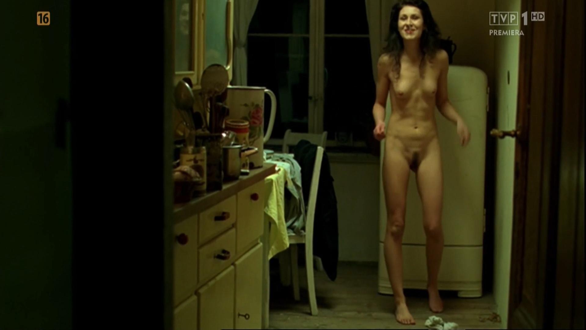 Nude Video Celebs Agnieszka Grochowska Nude Monika Radziwon Nude Nie Opuszczaj Mnie 2009
