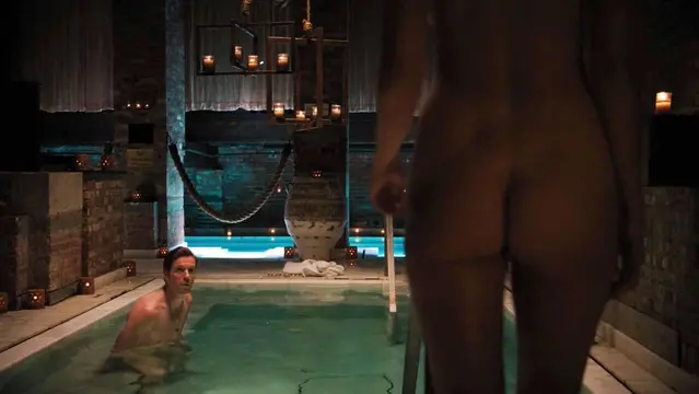 Nude maggie siff