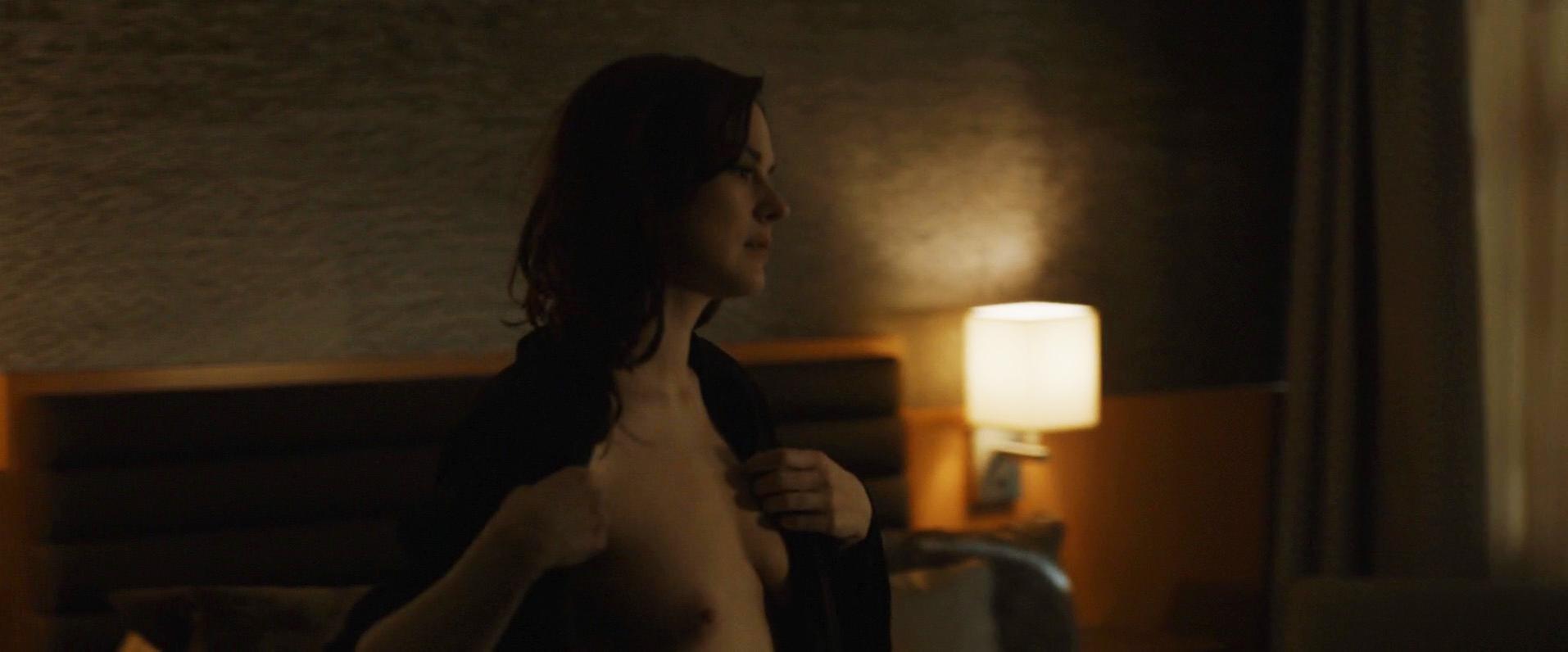 Nude Video Celebs Alexandra Breckenridge Nude Zipper 2015