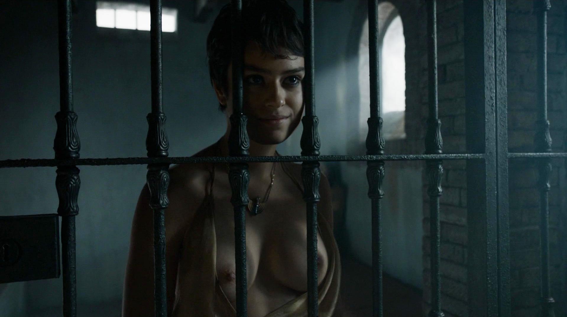 Rosabell Laurenti Sellers in nude scene from Game of Thrones s05e07 which w...