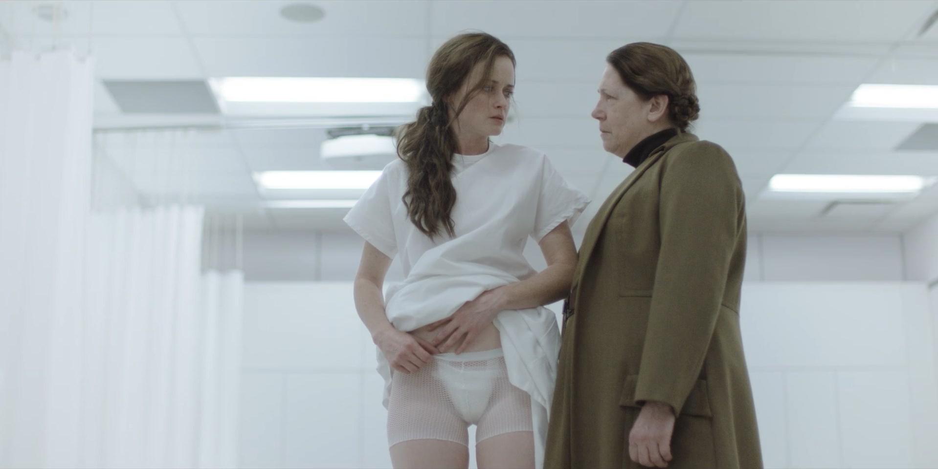 Nude Video Celebs Elisabeth Moss Sexy Alexis Bledel Sexy The Handmaids Tale S01e01 04 2017