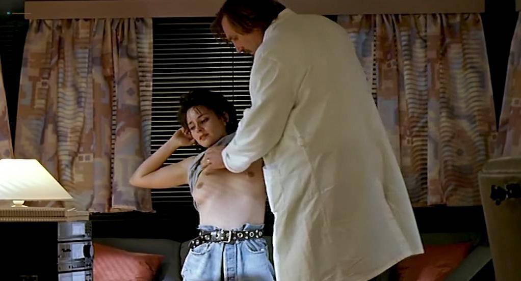 Nude video celebs » Anouk Grinberg nude, Charlotte Gainsbourg sexy - Merci la vie (1991)