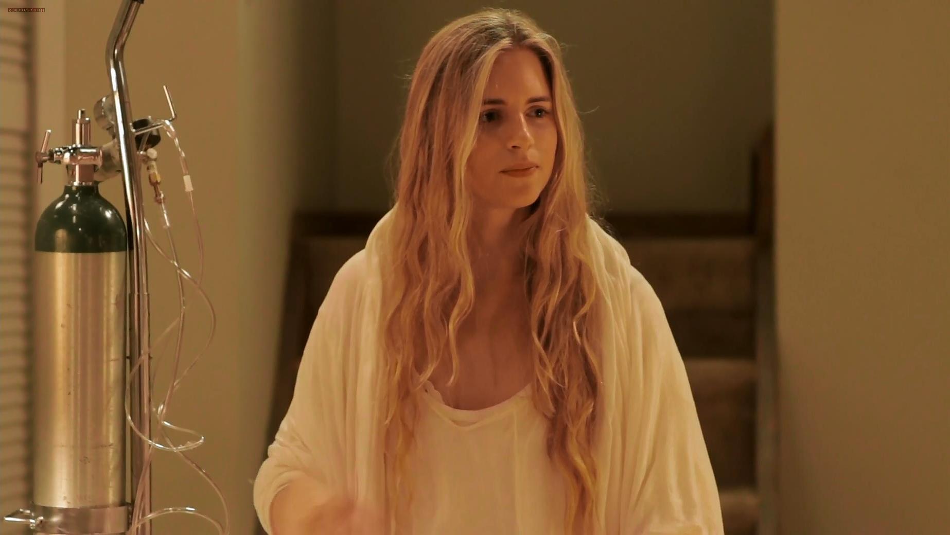 Nude Video Celebs Brit Marling Sexy Sound Of My Voice