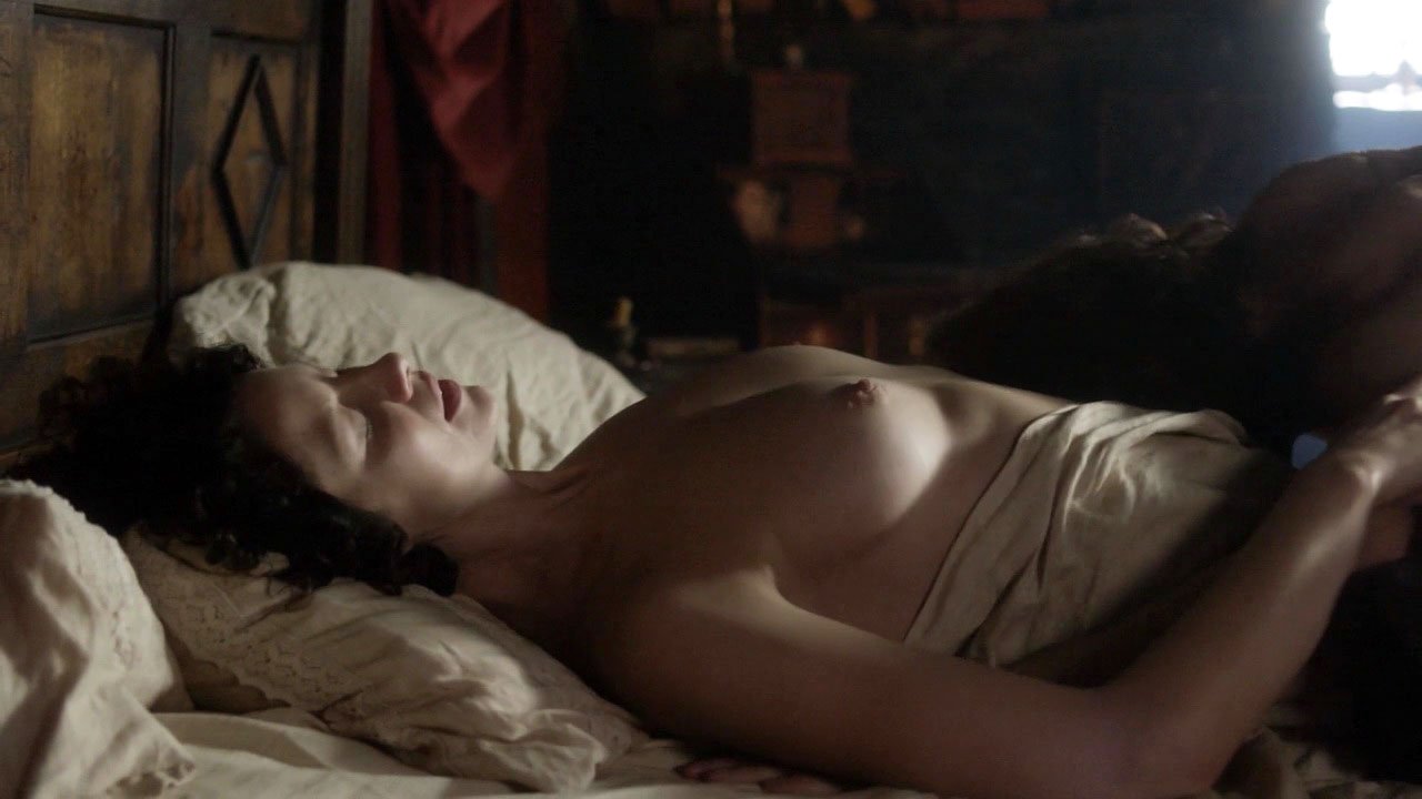 Outlander s03e06 gives us a lot of topless shots by Caitriona Balfe while s...