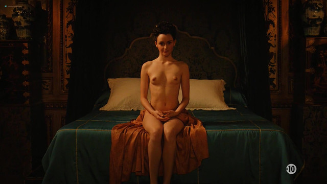 Victoire Dauxerre nude, Maddison Jaizani nude - Versailles (2018)