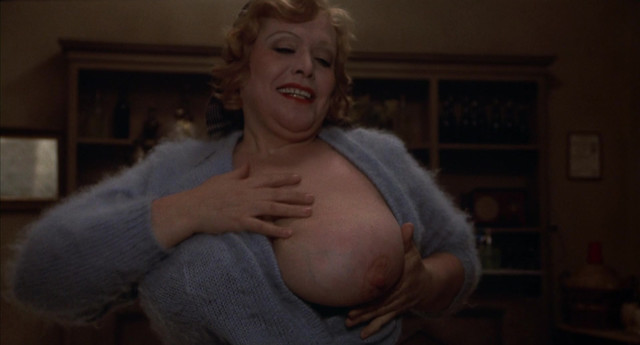 Maria Antonietta Beluzzi nude - Amarcord (1973)
