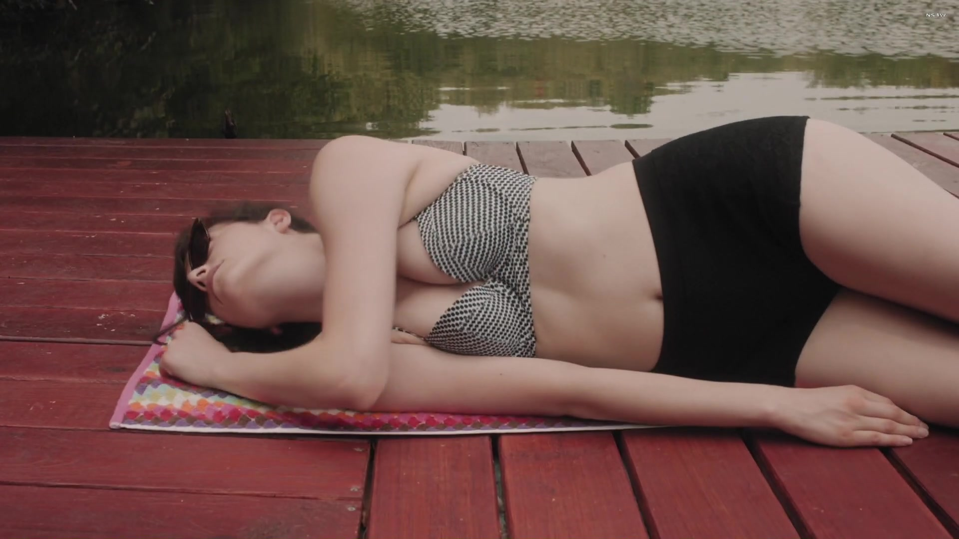 Jennifer Allcott nude, Celeste Arias sexy - Kate Can't Swim (2017)