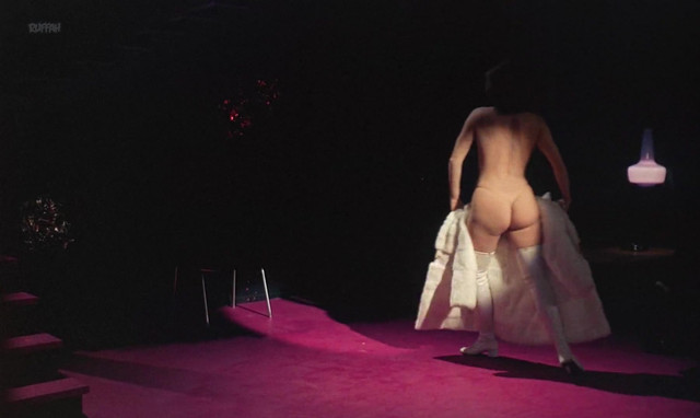 Truda de Hambourg nude, Lady Veronique nude - Der kom en soldat (1969)