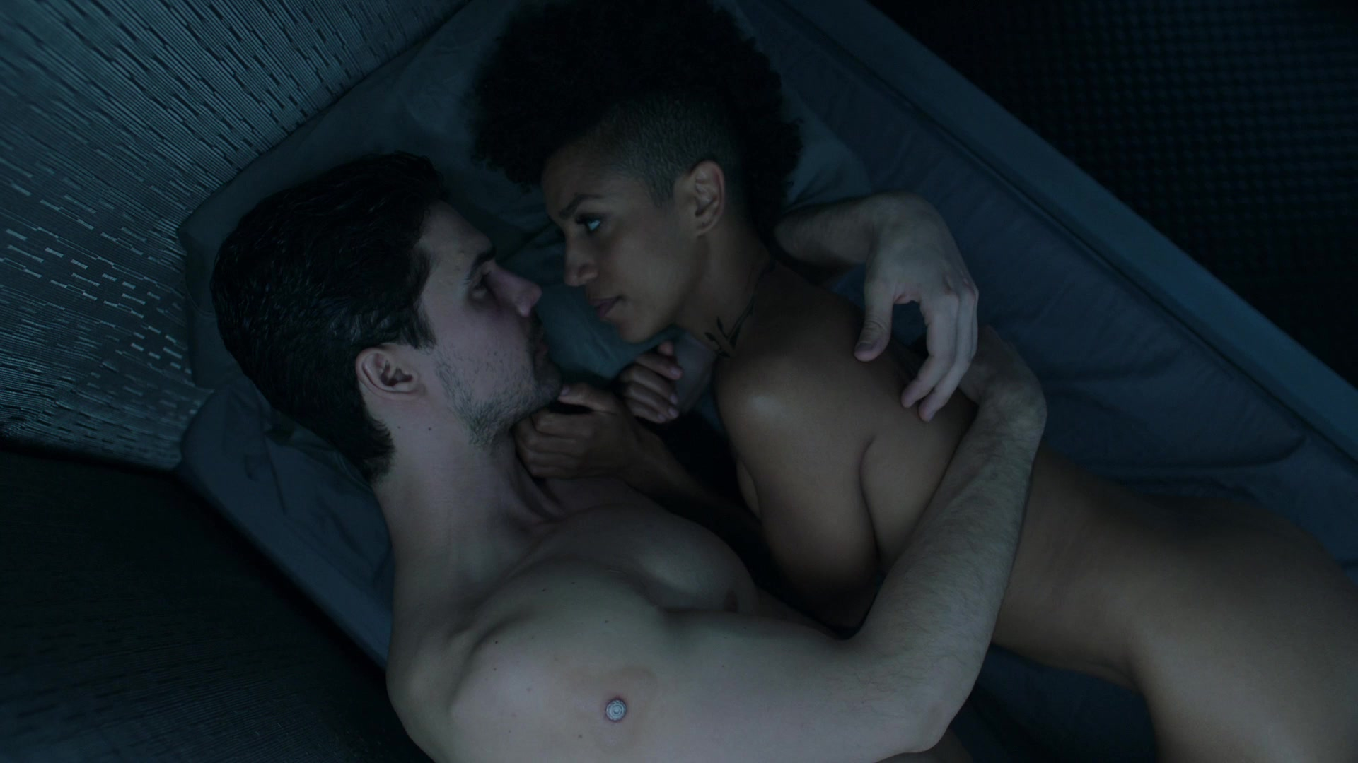 Nude video celebs » Dominique Tipper nude - The Expanse S03E06 (2018)