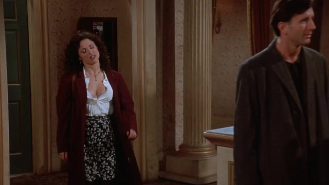 Julia Louis-Dreyfus sexy - Seinfeld s07e10 (1995)