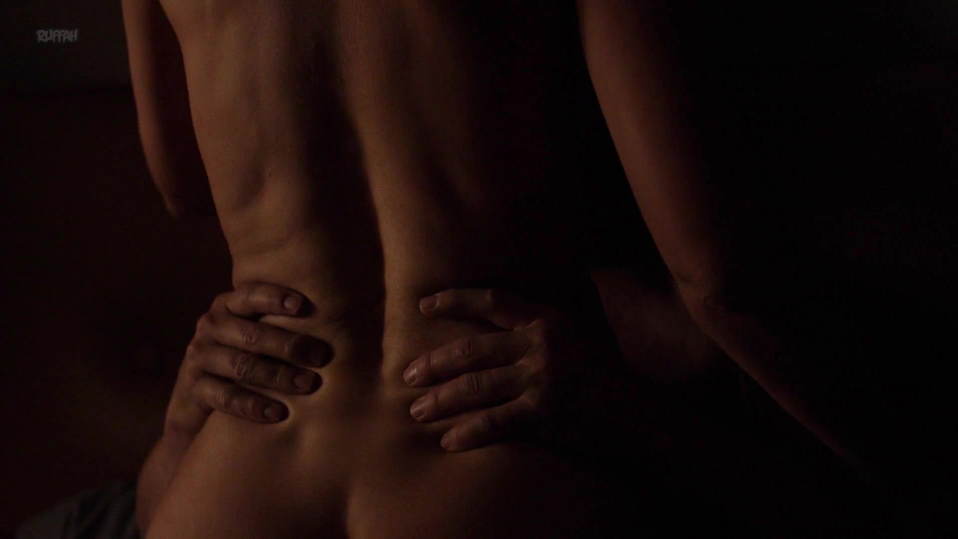 Nicole LaLiberte sexy - Twin Peaks s03e02 (2017) .