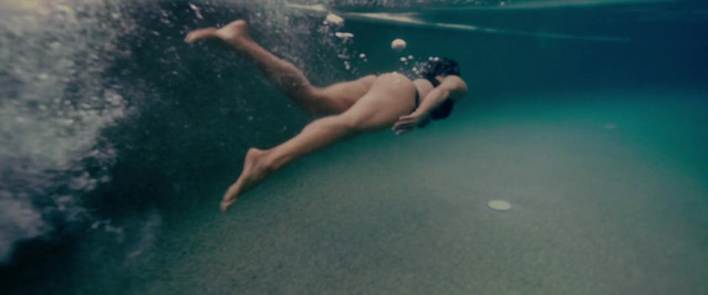 Paula Patton nude - Traffik (2018)