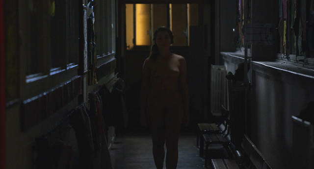 Nina Meurisse nude - Naturally (2015)