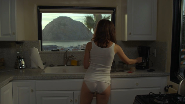 Olivia Thirlby sexy - White Orchid (2018)