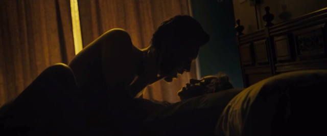 Emilia Clarke sexy - Above Suspicion (2018)