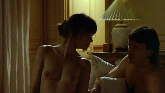 Marie Trintignant nude - One summer night in town (1990)