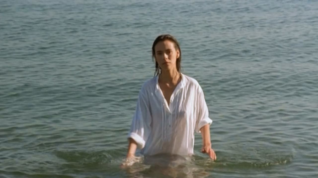 Mathilda May nude - Toutes peines confondues (1992)