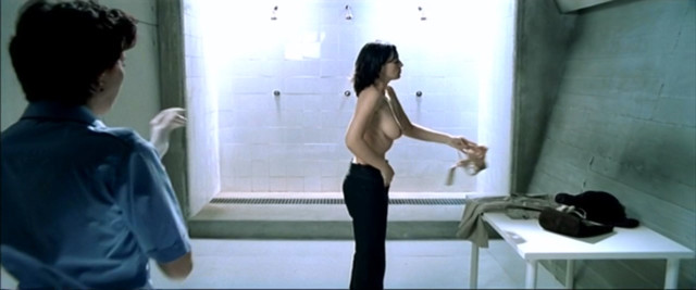 Nude Video Celebs Monica Bellucci Nude – Agents Secrets 2004