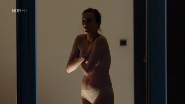 Monica Reyes nude - Tatort e827 (2012)