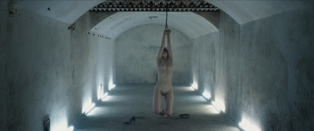Charlotte Gainsbourg nude - True Crimes (2016)