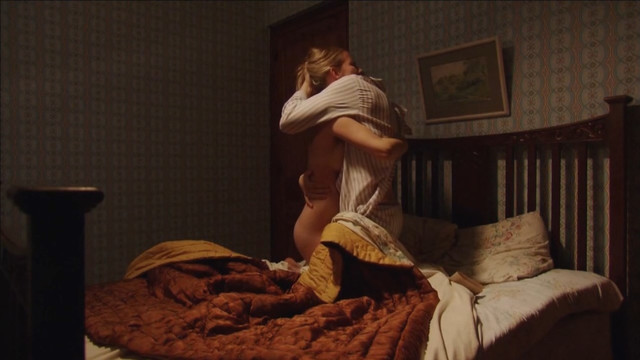 Capucine Delaby nude - Un souvenir (2008)