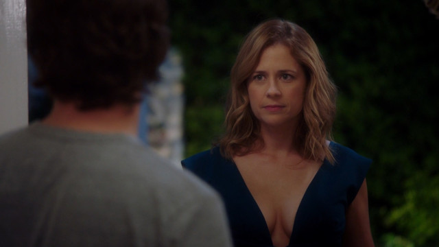 Jenna Fischer sexy - Splitting Up Together s01e04 (2018)