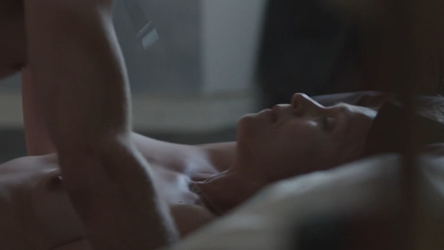 Anu Sinisalo nude - Ei kiitos (2014)