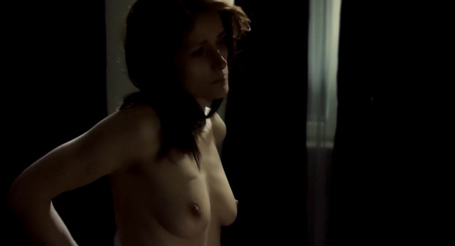 Nathalie Blanc nude - Xanadu s01e01 (2011)